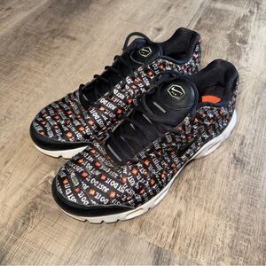Nike TN Air  ‘Just Do It” Size 8 Women’s 862201-007